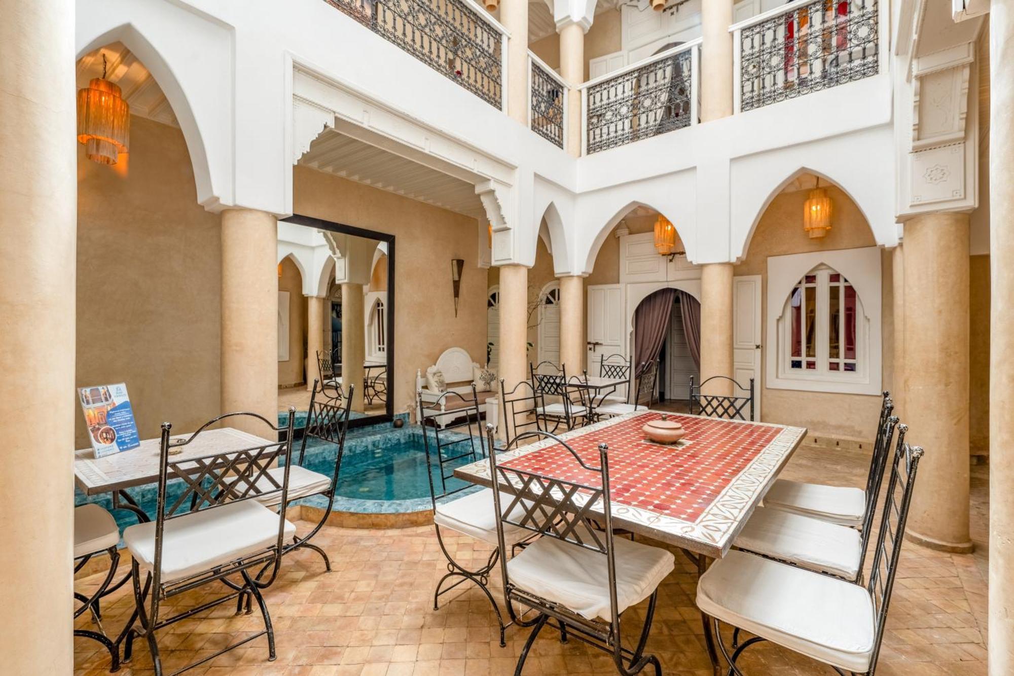Riad Awinati Location Privatisee ,Piscine Chauffee , Beau Rooftop Marraquexe Exterior foto