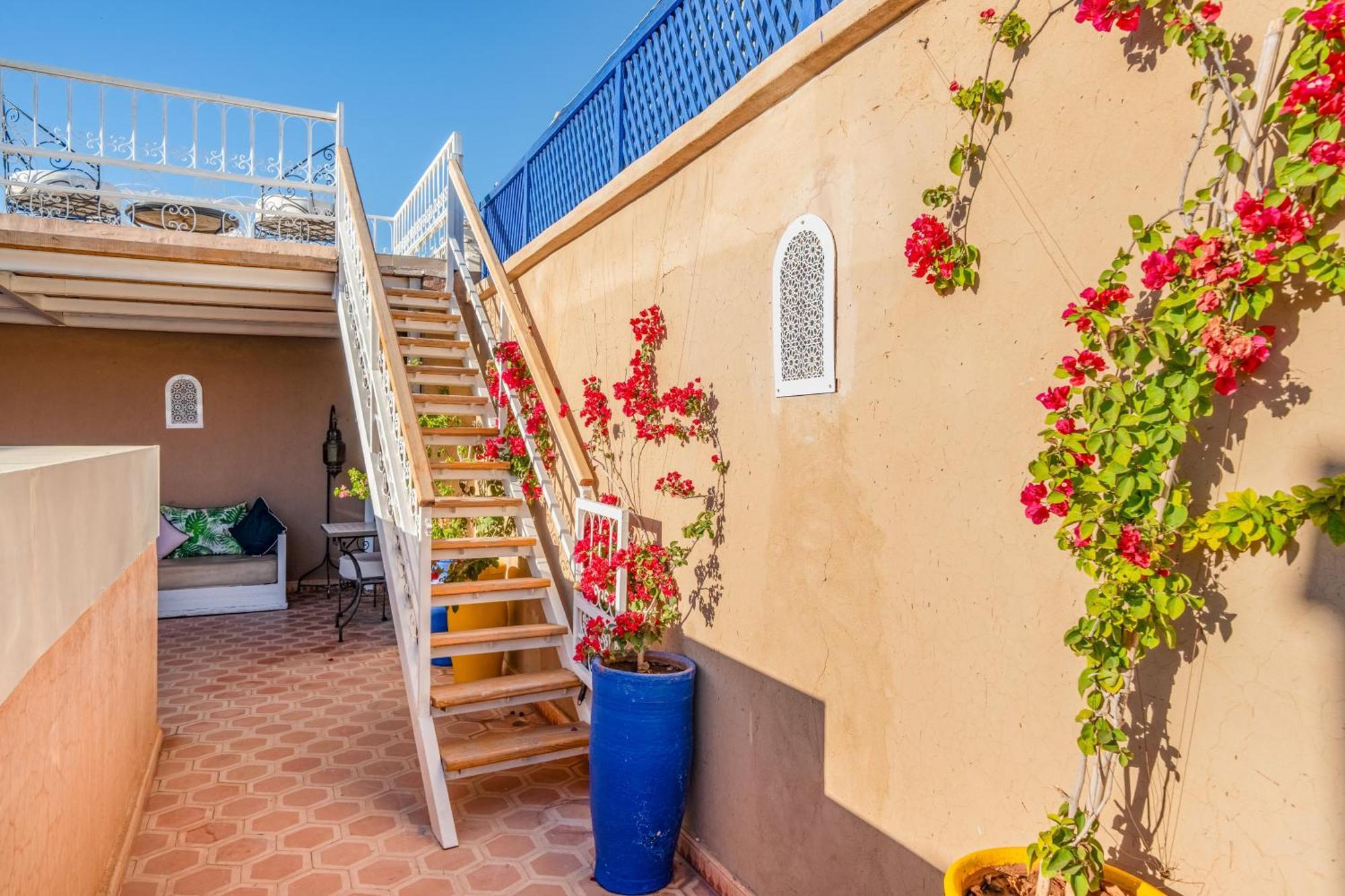 Riad Awinati Location Privatisee ,Piscine Chauffee , Beau Rooftop Marraquexe Exterior foto