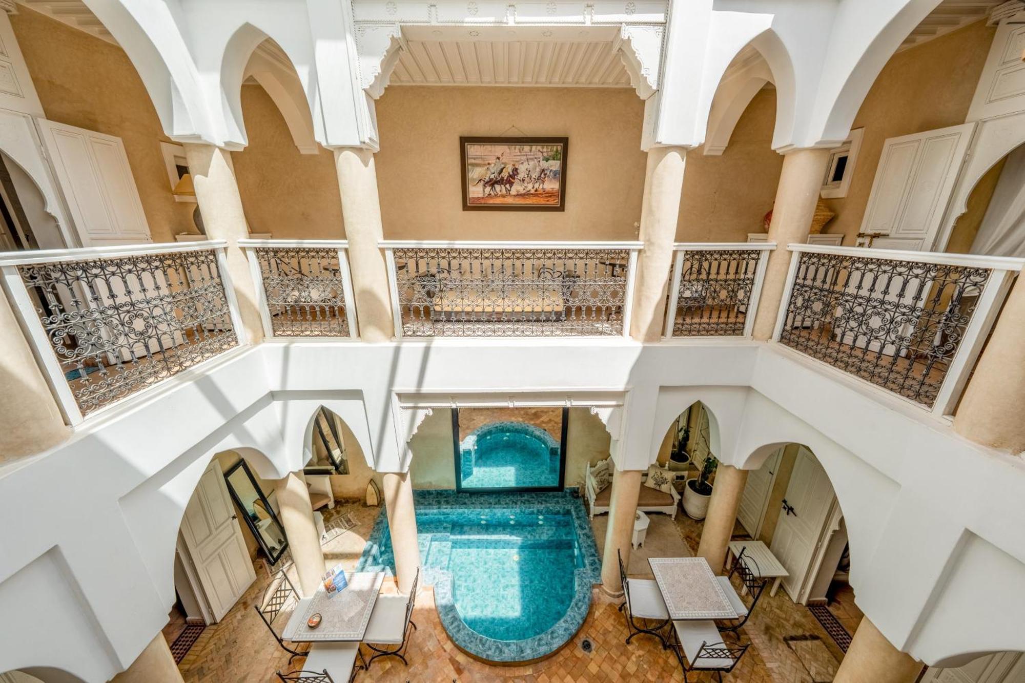 Riad Awinati Location Privatisee ,Piscine Chauffee , Beau Rooftop Marraquexe Exterior foto